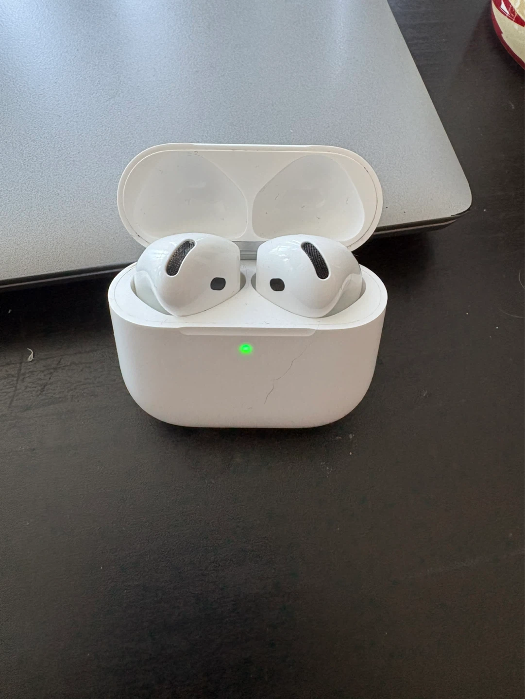 Apple AirPods 4 - photo 2