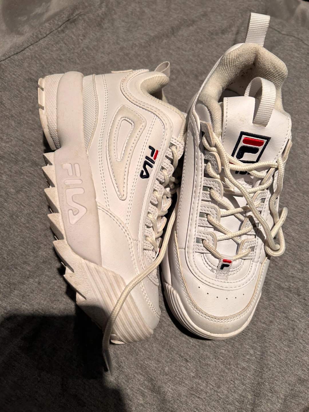 Fila Disruptor II White Women's Sneakers Size 7 - photo 2