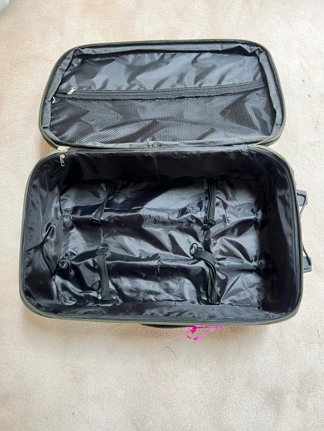 Amsco Olive Green Rolling Suitcase - photo 3