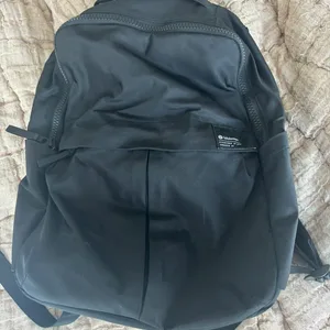 Buy and sell used "lululemon backpack" in Toronto | Karrot Buy and sell used "lululemon backpack" in Toronto | Karrot
