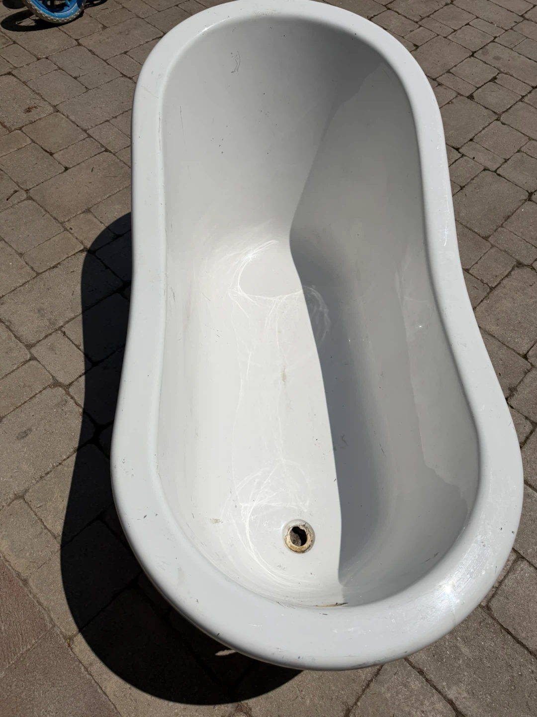 Bathtub for sale