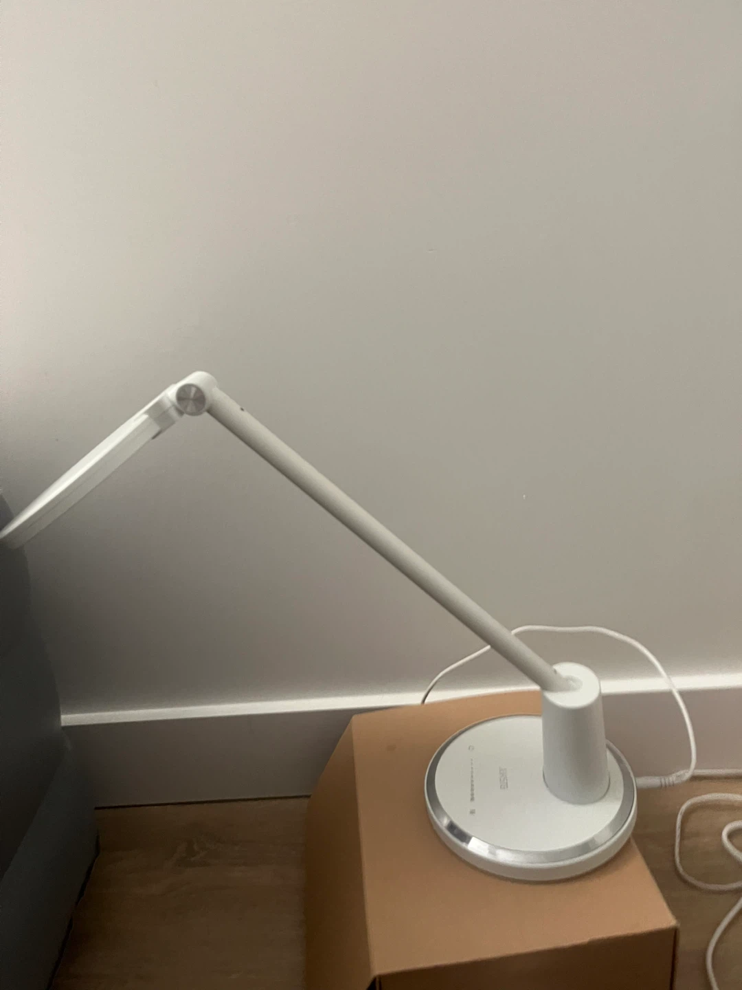 LED desk stand (5colors and 10 brightness) - photo 3