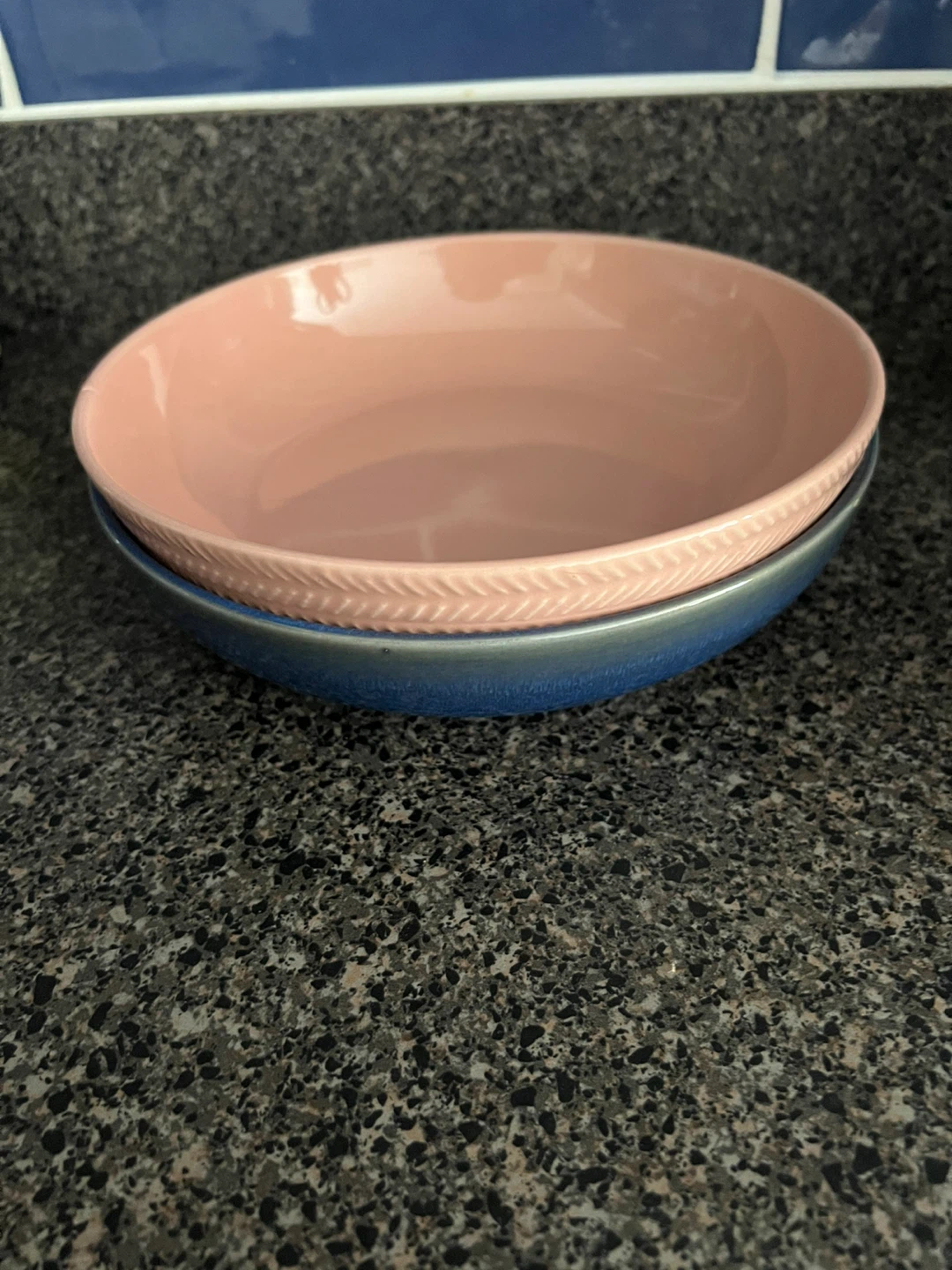 Set of 4 Shallow Bowls - Pink and Blue - photo 2