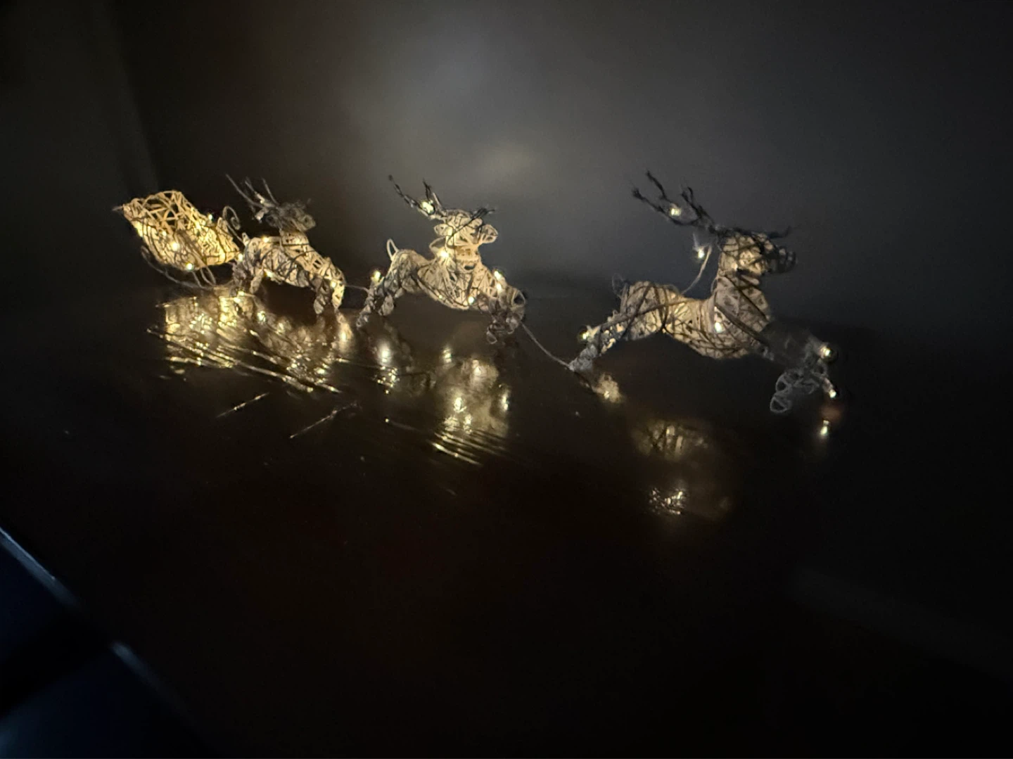 Indoor Christmas Sleigh with 3 Reindeer - photo 2