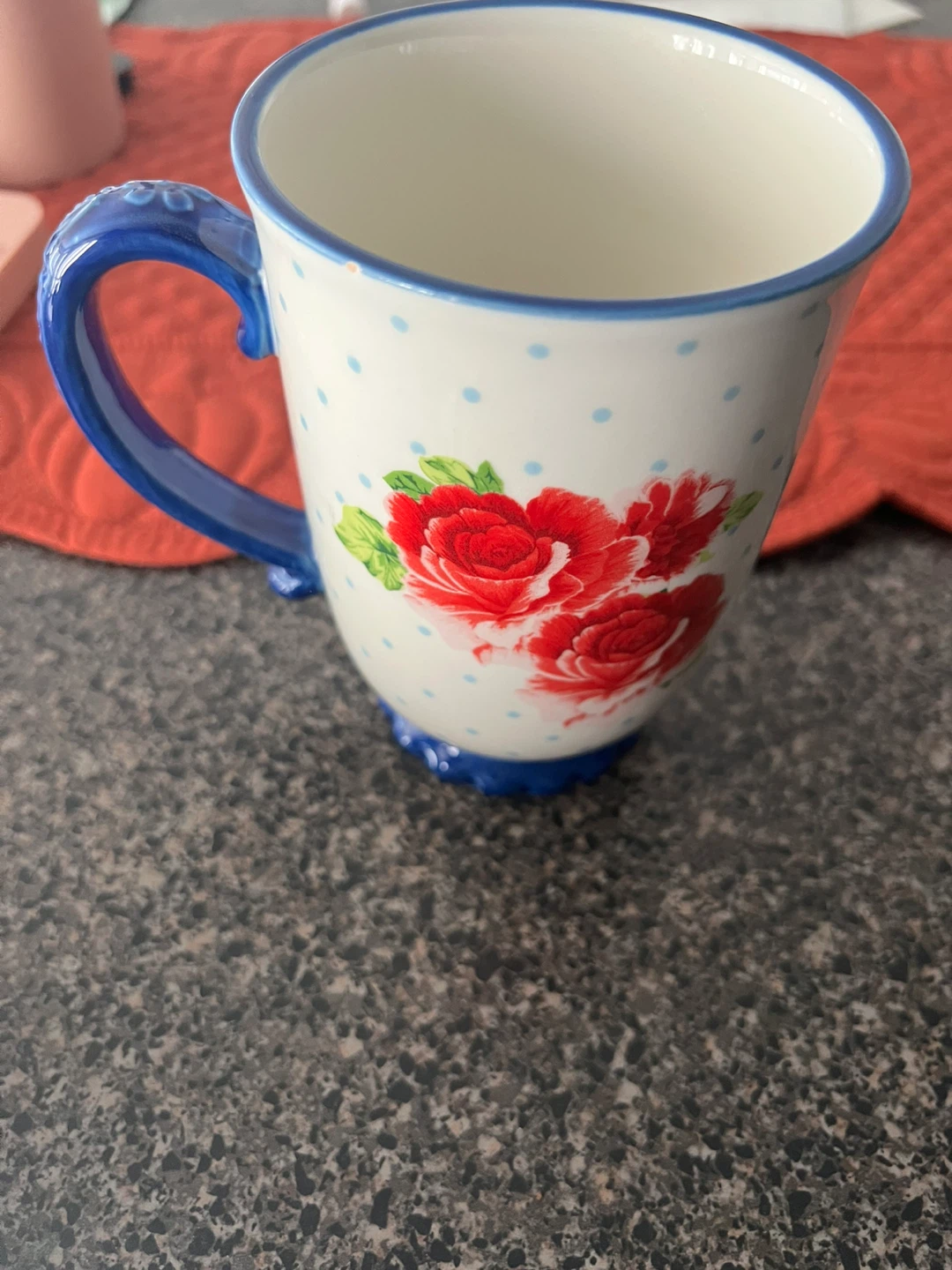 Set of 2 mugs - one comes with a lid, one with design - photo 5