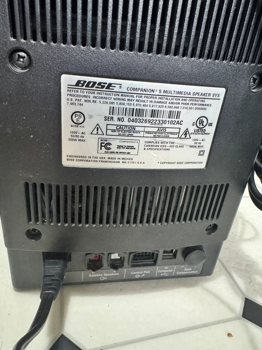 Bose Companion 5 Multimedia Speaker System - photo 3