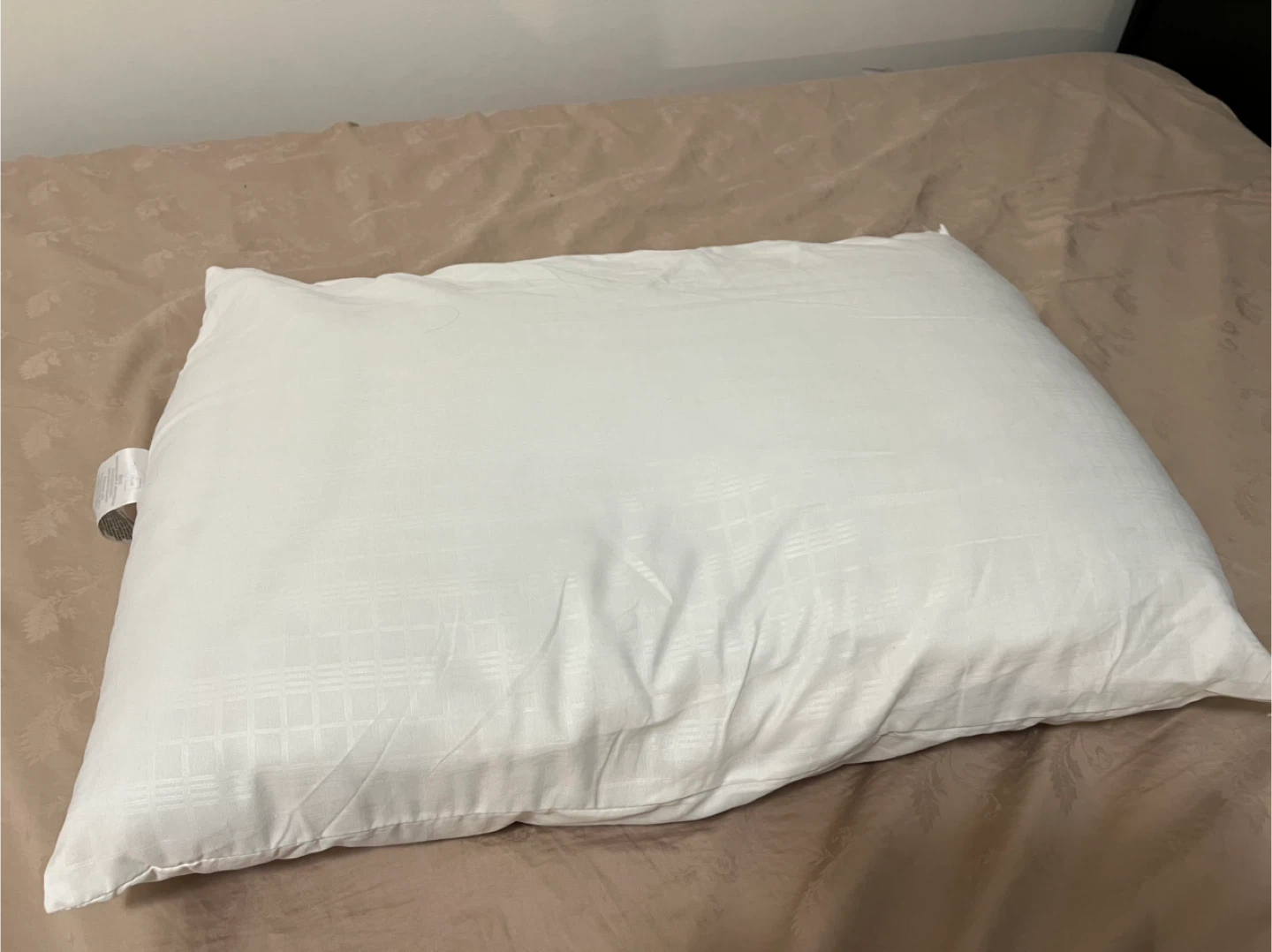 Mainstays White Pillow - photo 3