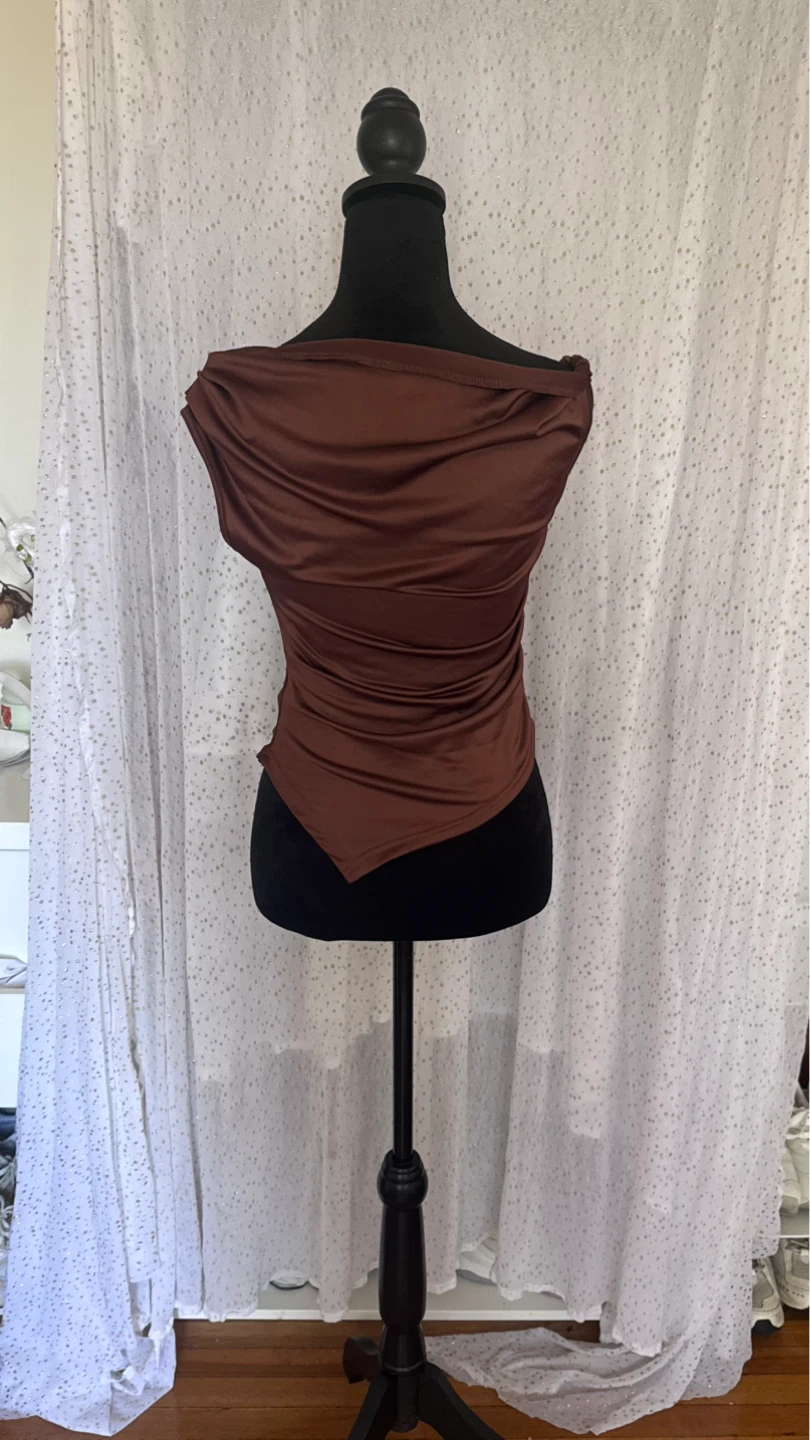 SHEIN Brown Ruched Asymmetrical Top - photo 2