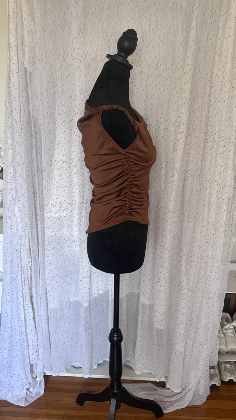 SHEIN Brown Ruched Asymmetrical Top - photo 4