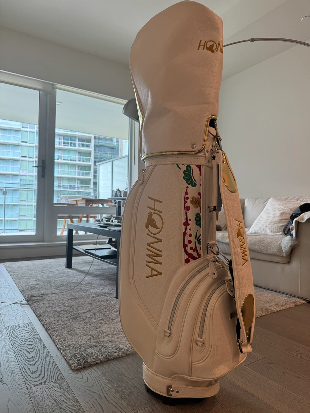 Honma Golf Bag - White and Gold - photo 4