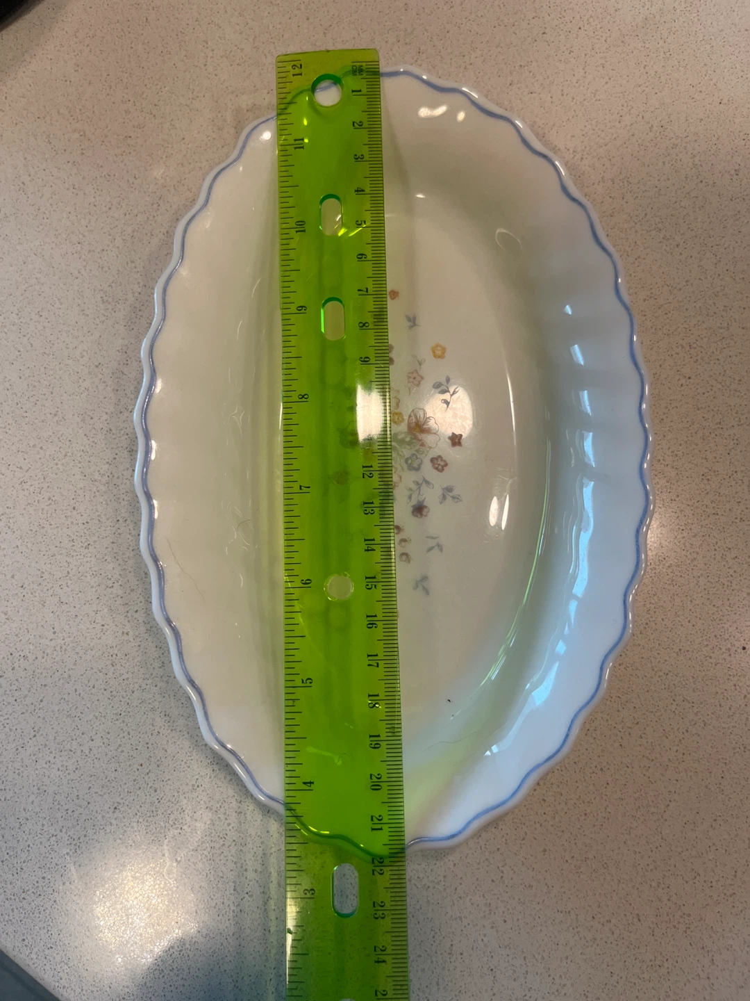 Oval Serving Dish with Floral Design - photo 3