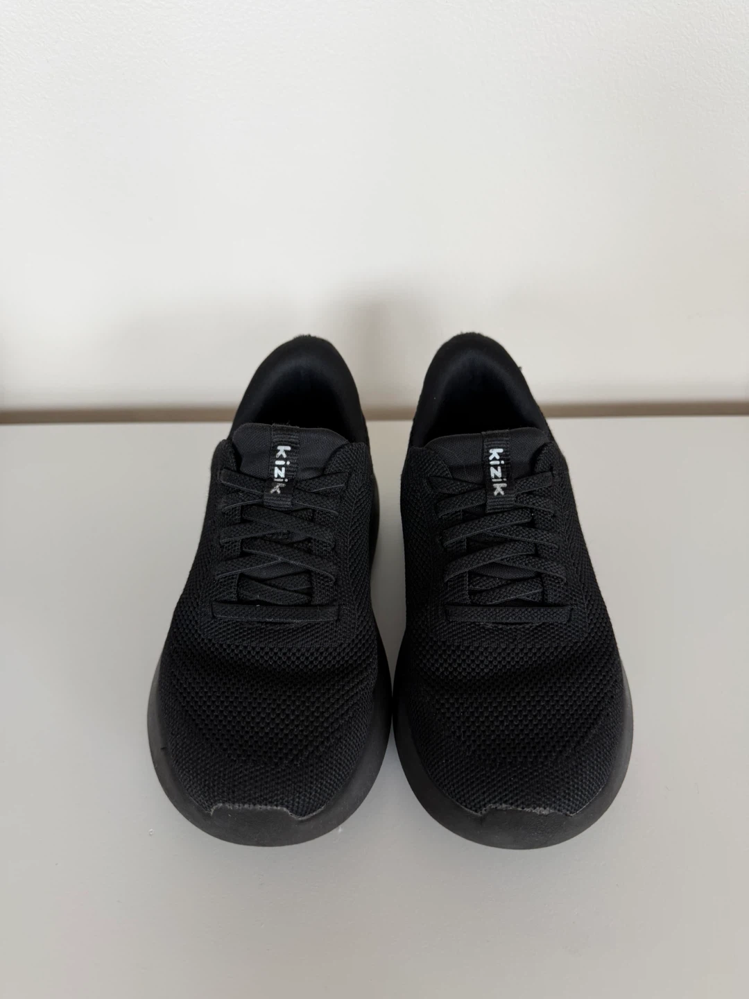 Kizik kids Athens- Blackout Sneakers, 12C