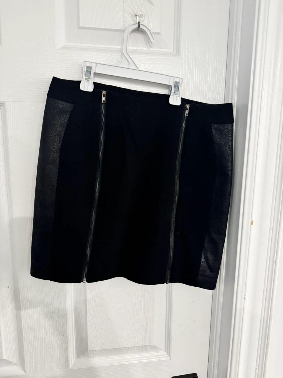 Forever 21 Black Faux Leather Panel Skirt - Size S