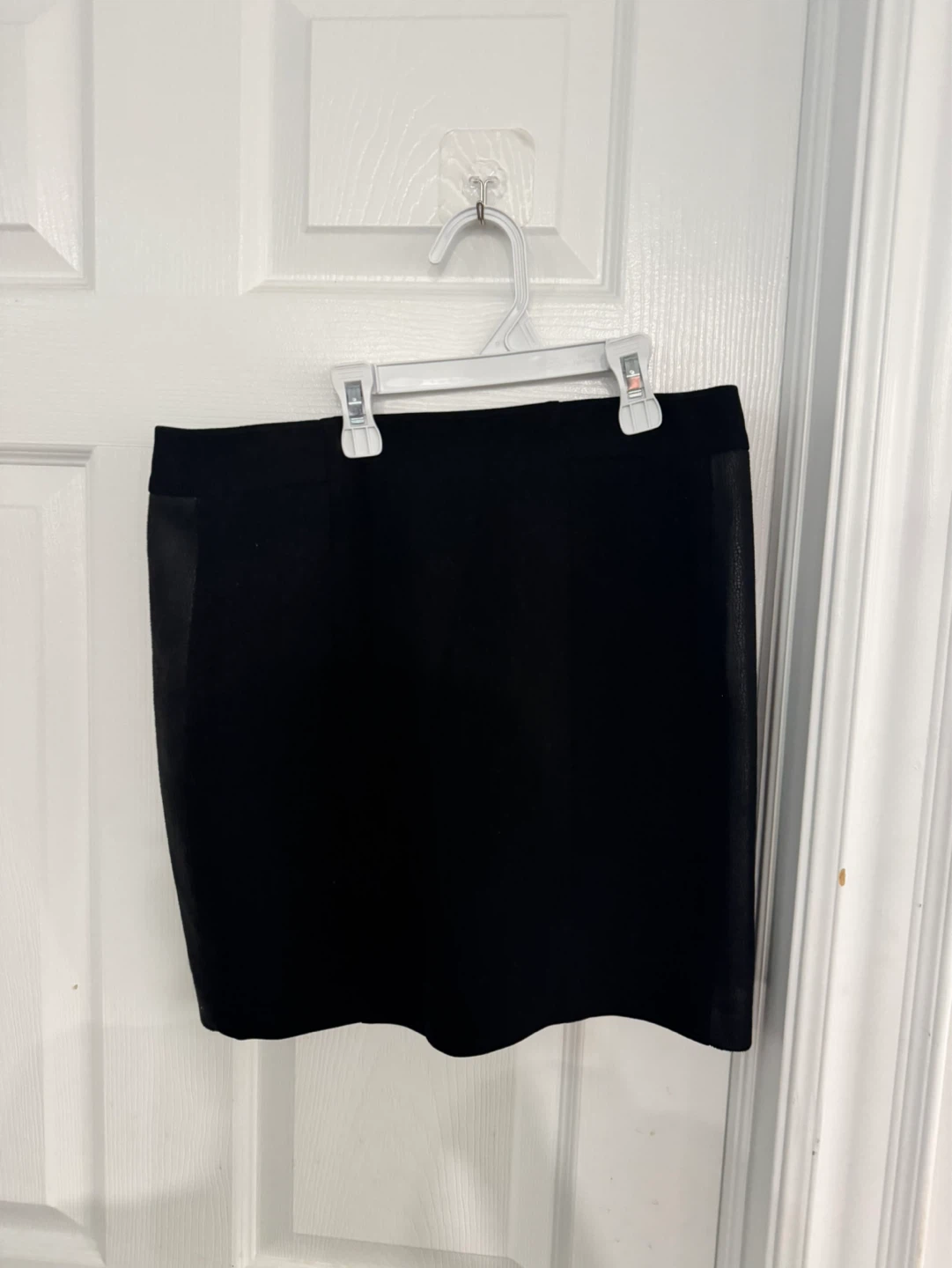 Forever 21 Black Faux Leather Panel Skirt - Size S - photo 2