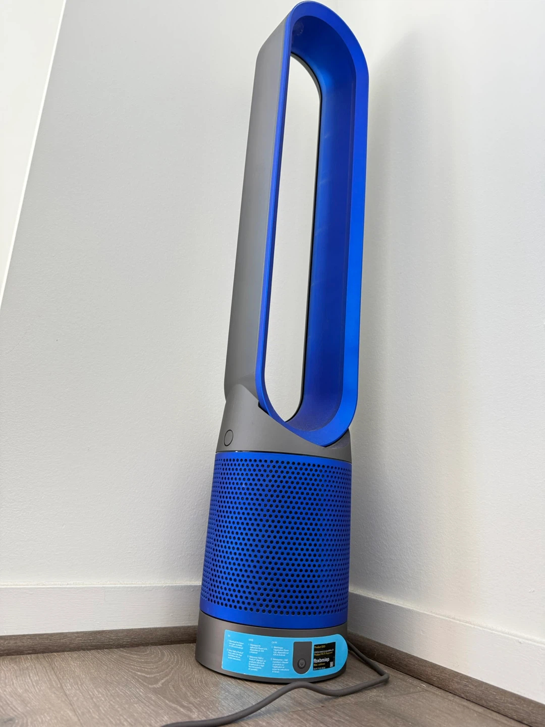 Dyson AM06 Cool Desk Fan