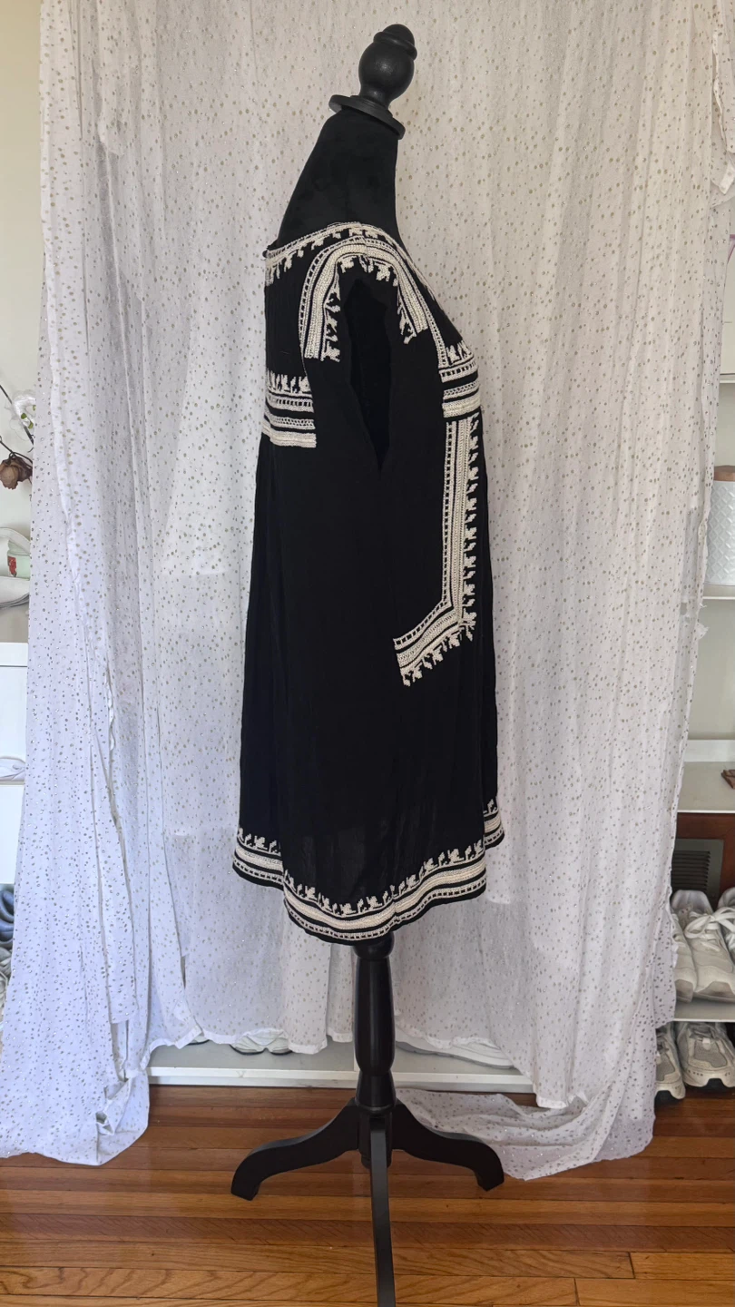 Forever 21 Black Embroidered Tunic Dress - photo 2