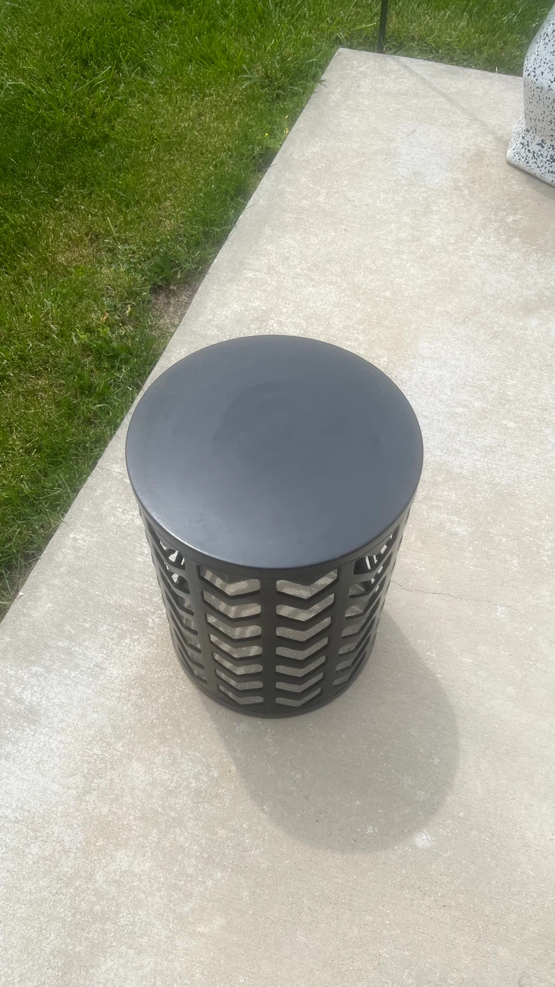 Black Metal Outdoor Side Table - photo 2