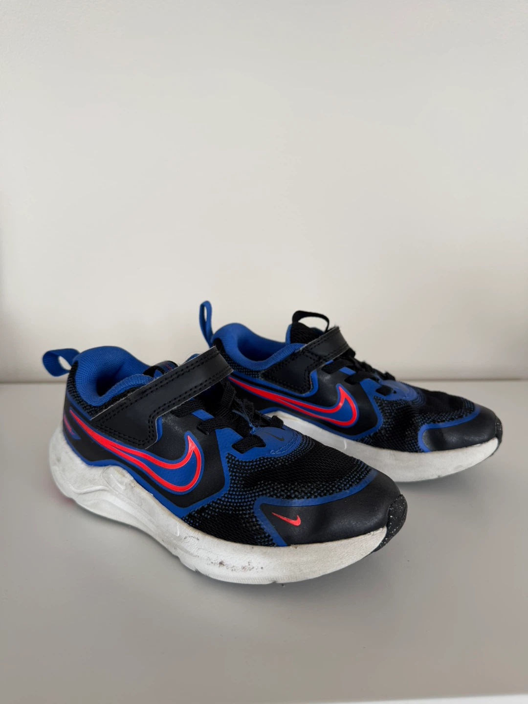 Toddler Boys Nike Running Shoes Size 12C/18cm  – Great Condition - photo 3