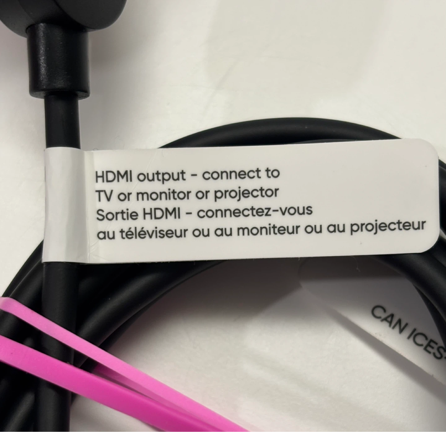 USB-C to HDMI Cable 6 feet - photo 3