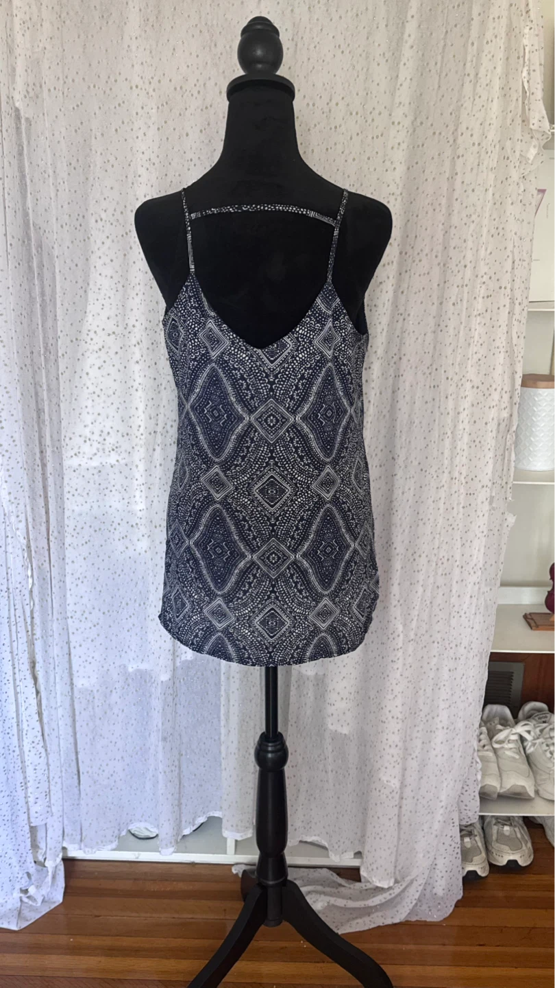 Suzy Shier Navy Blue Patterned Cami - photo 2