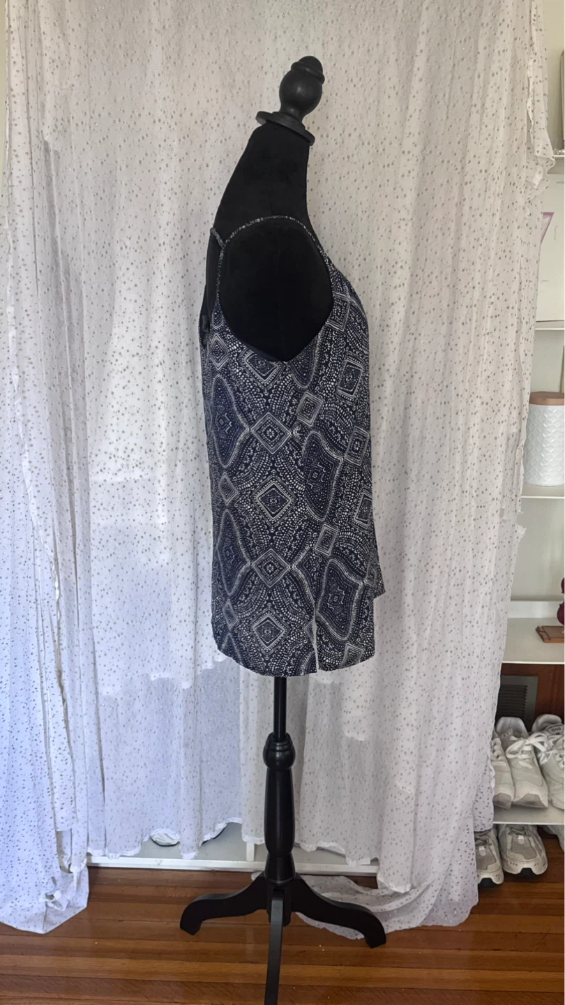 Suzy Shier Navy Blue Patterned Cami - photo 3