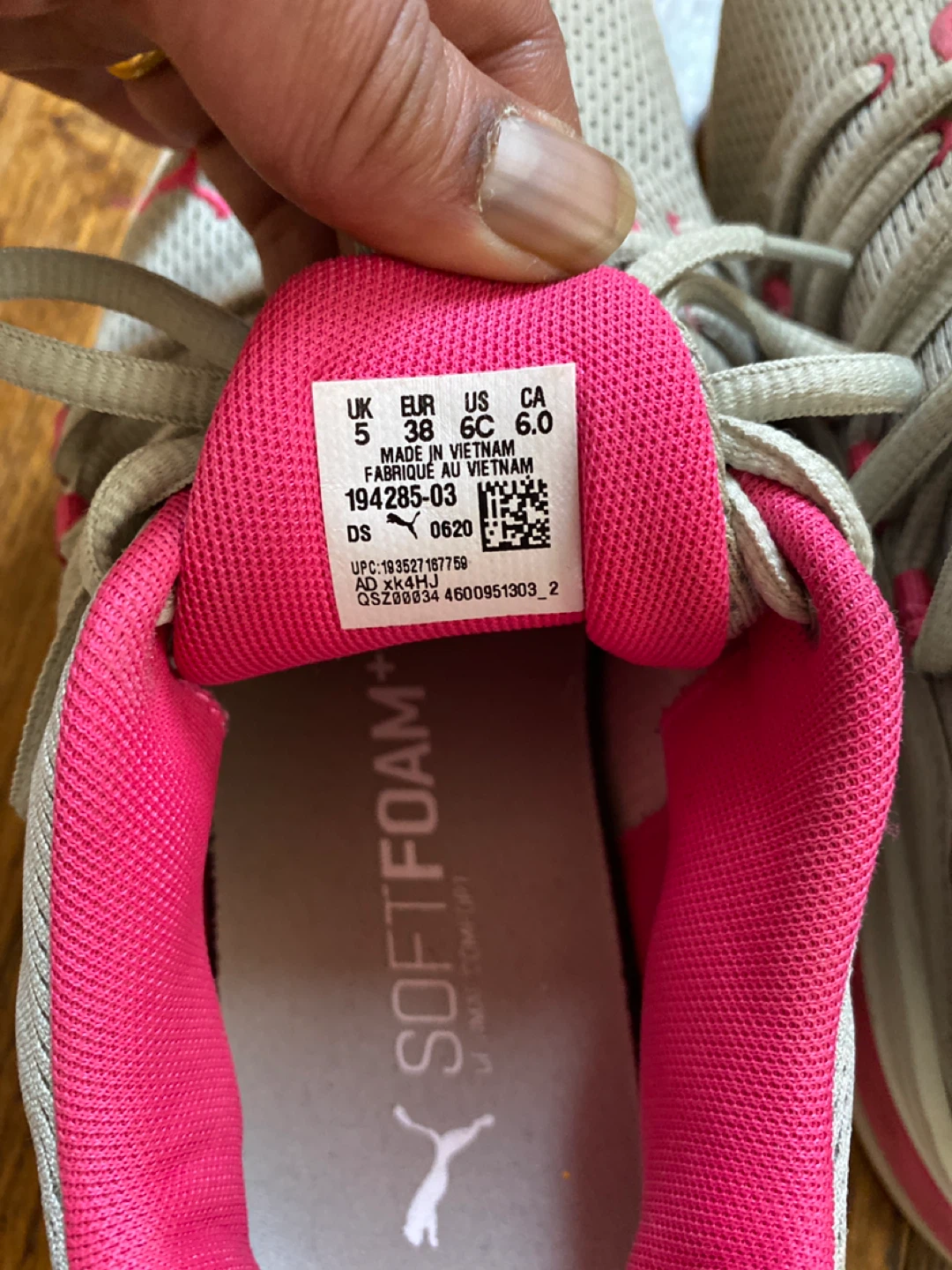 Puma Running Shoes - Grey/Pink - Size 6Y - photo 2