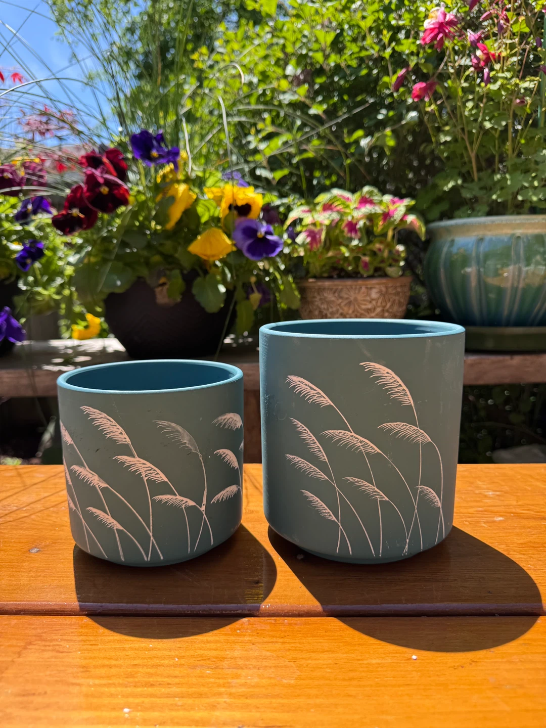 Flower pot blue planter
