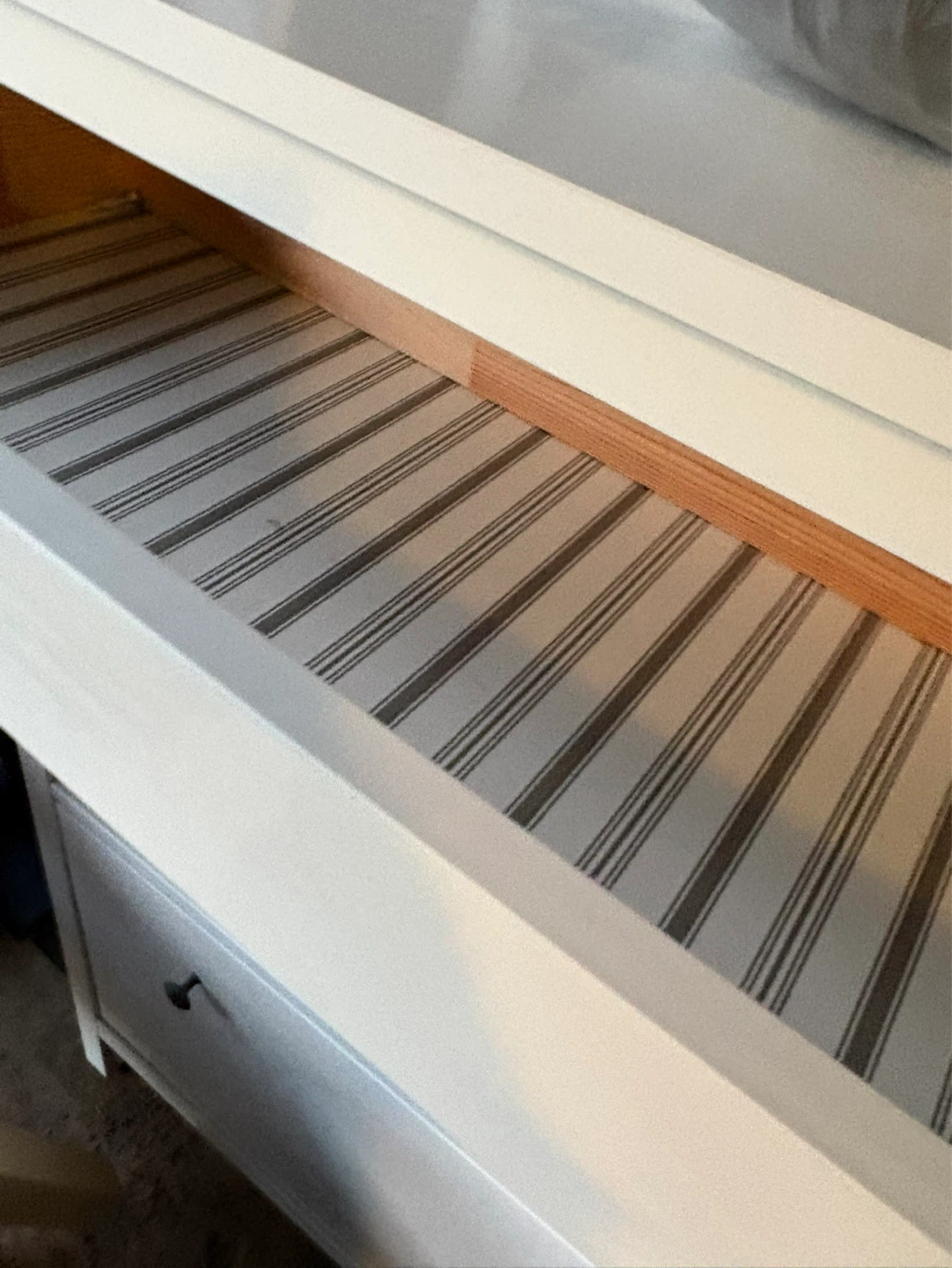 White Shoe Cabinet with 3 Drawers - photo 2