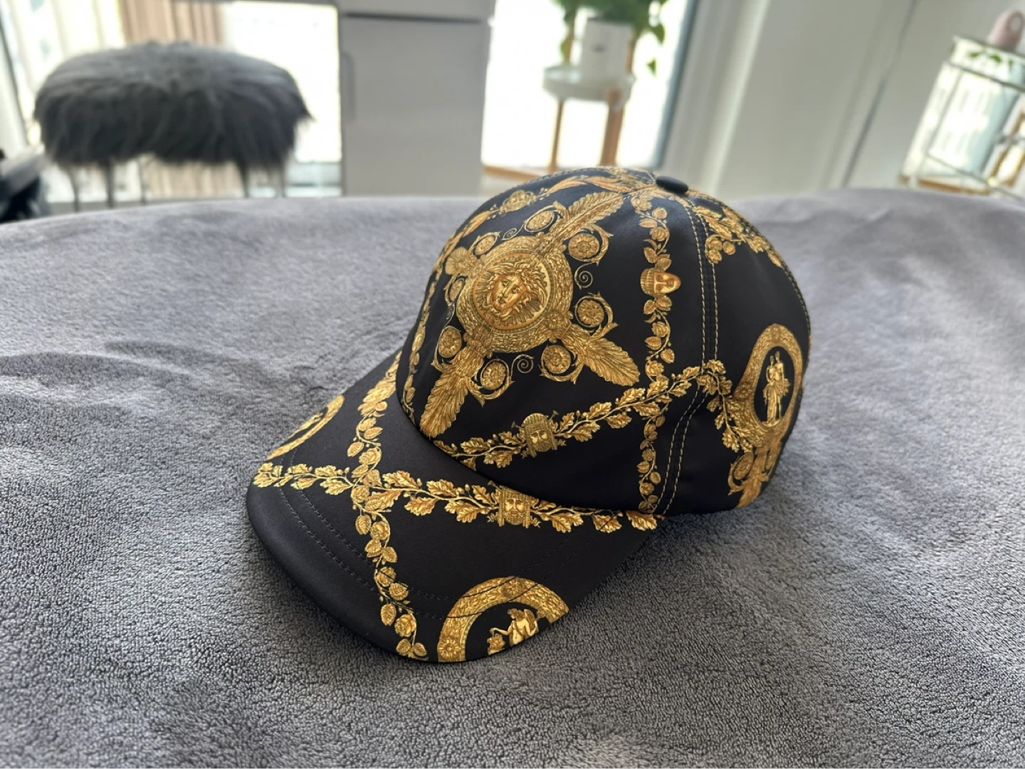 Versace Medusa Print Baseball Cap - photo 4