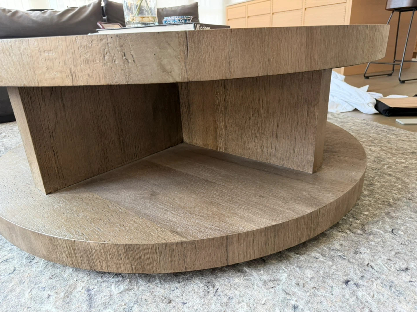 Round Oak Coffee Table - photo 2