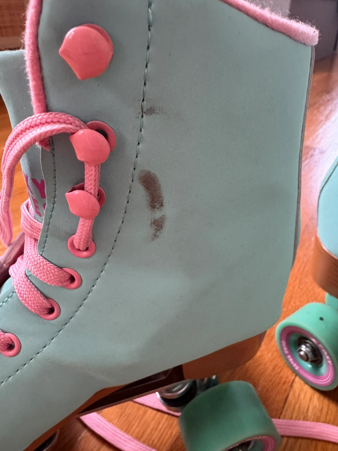 Foxy Quad Skates - photo 3