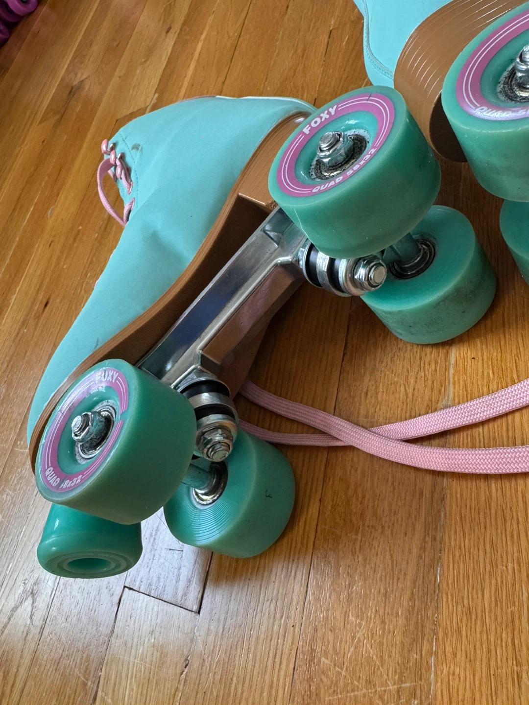 Foxy Quad Skates - photo 4