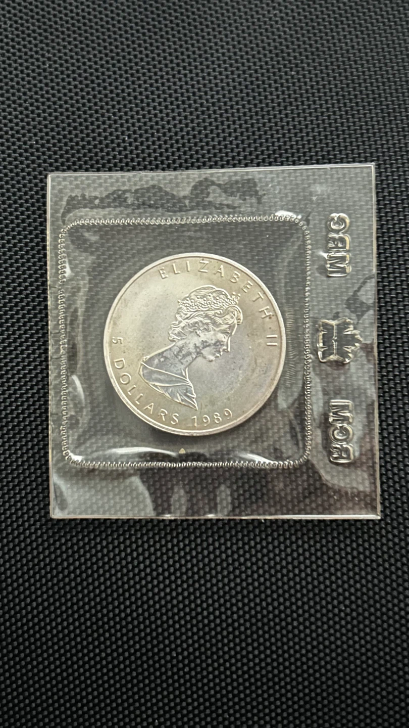 Canada 1 oz Fine Silver Maple Leaf Coin - photo 2