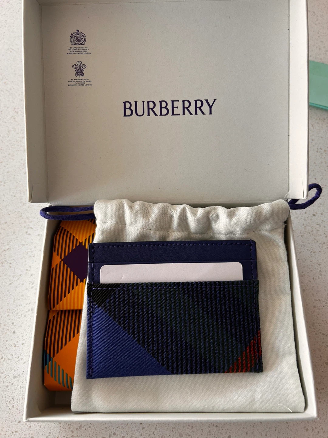 Burberry blue plaid card holder - photo 2