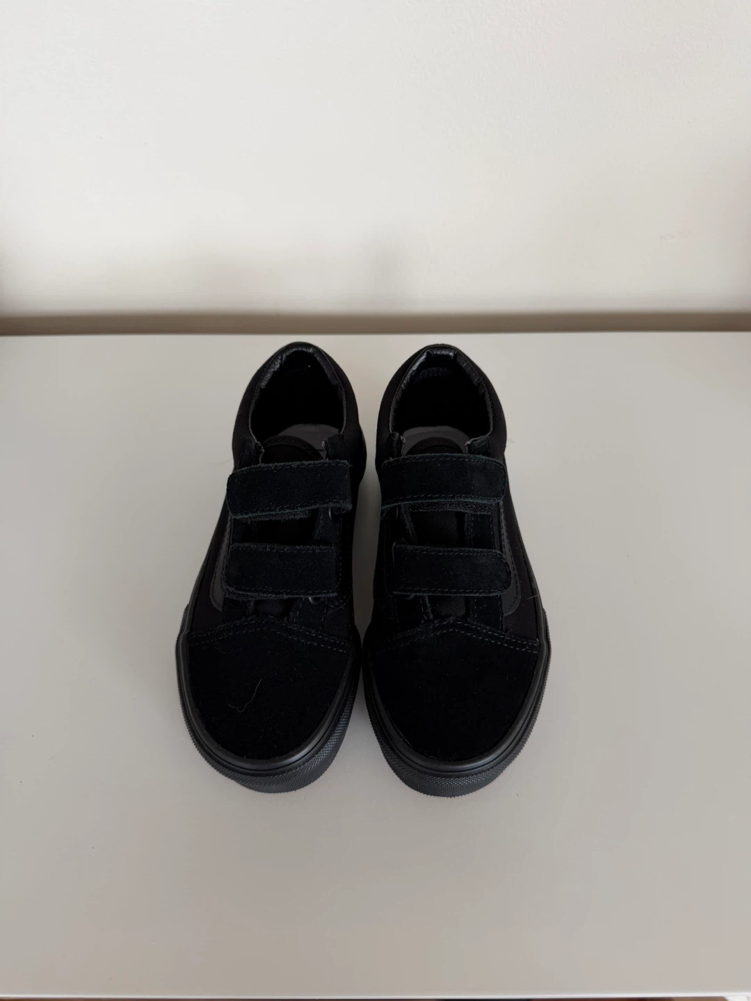 Vans Old Skool V Black Suede Velcro Shoes - New