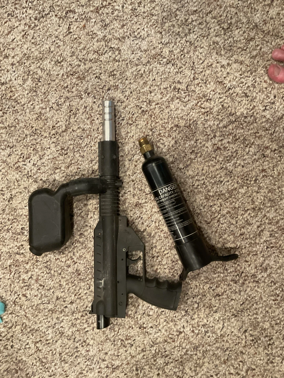 Brass Eagle Paintball Gun with CO2 Tank - photo 2