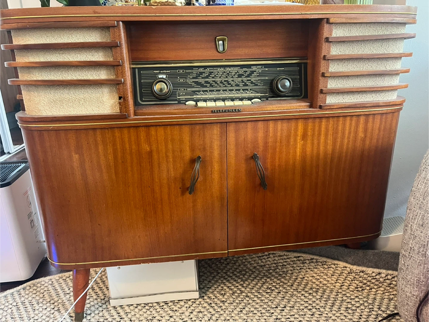 Vintage Telefunken Console Stereo Radio & Turntable - photo 4