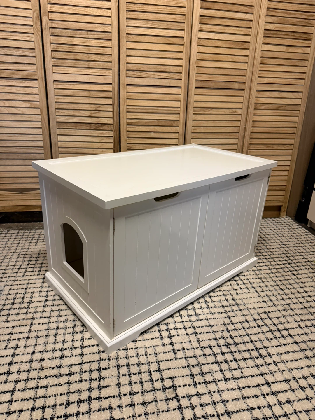 White Cat Litter Box - photo 3