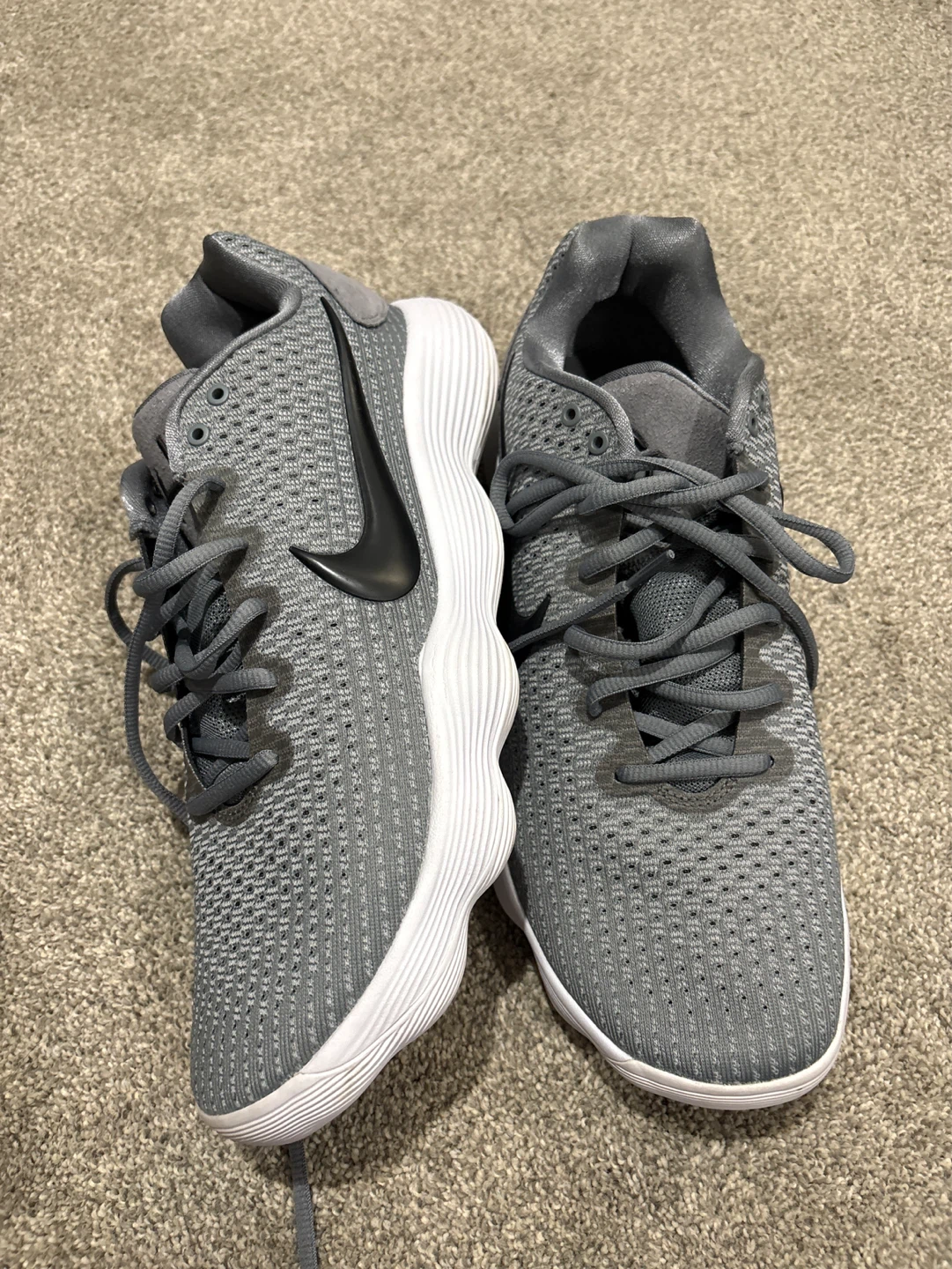 Nike Basketball Shoes - photo 2