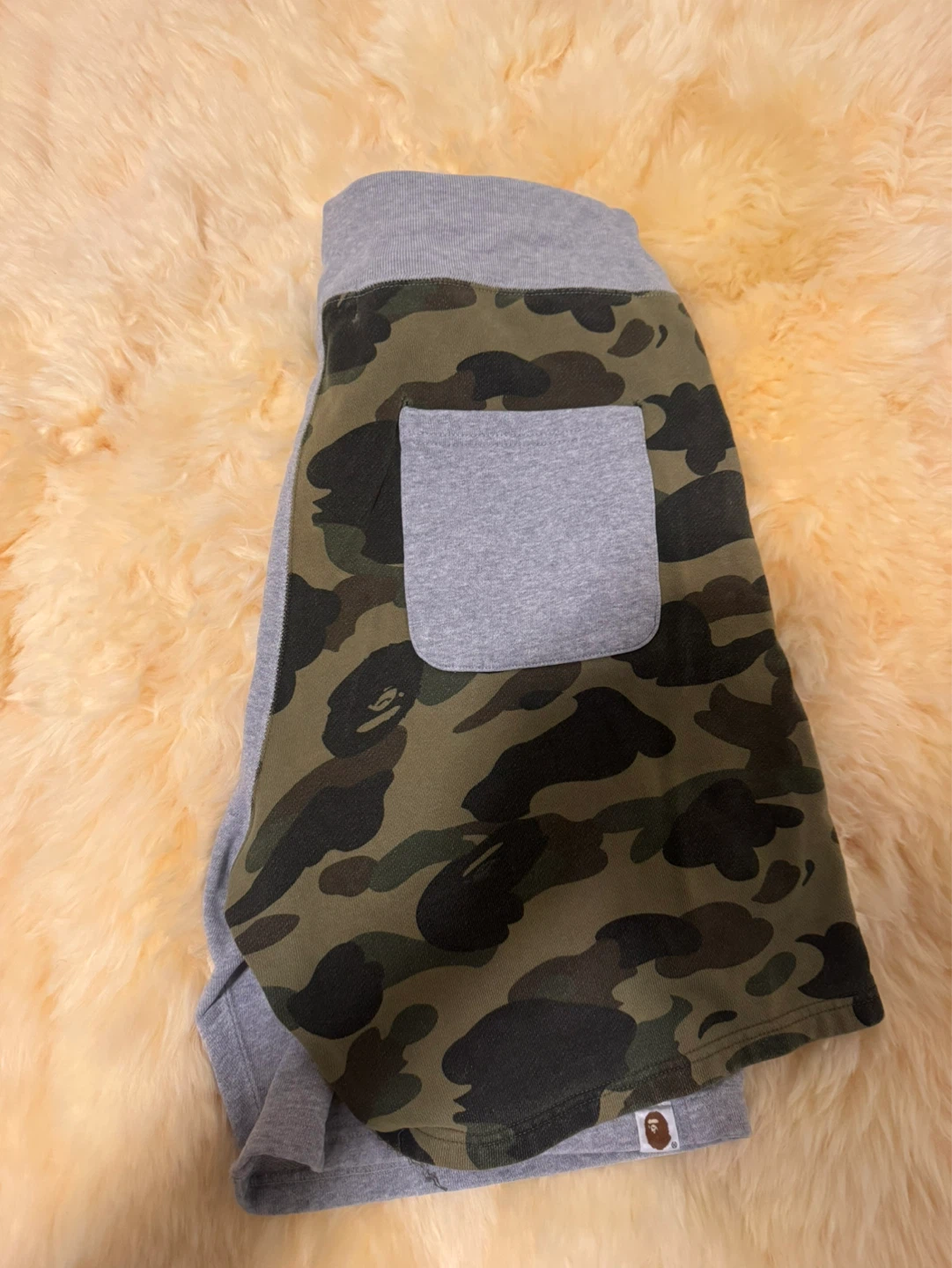 BAPE Shark Camo Grey Shorts Size M - photo 2