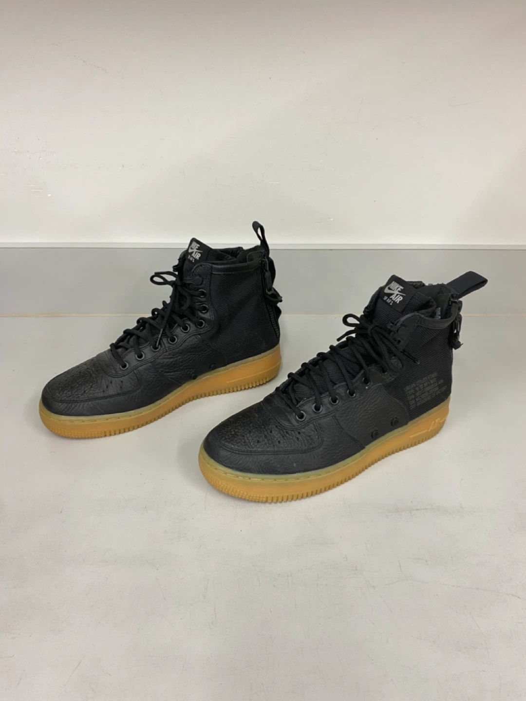 Nike Air Force 1 SF '17 Urban Utility High Top Sneakers
