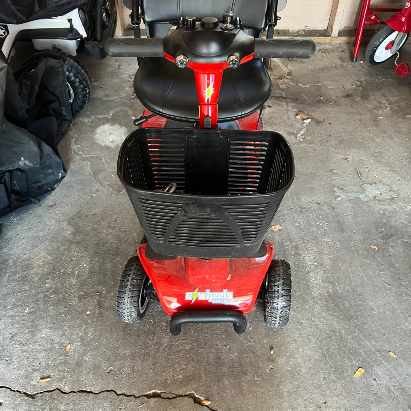 E-Wheels Medical Red Mobility Scooter with Basket - photo 3