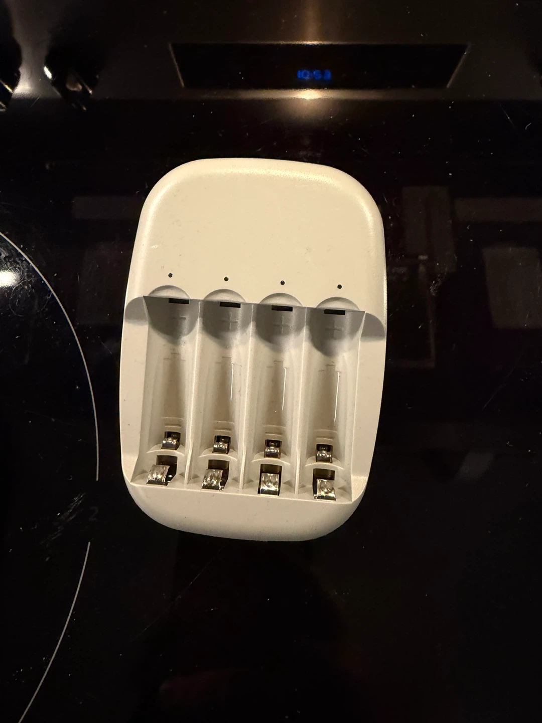4 slot battery charger
