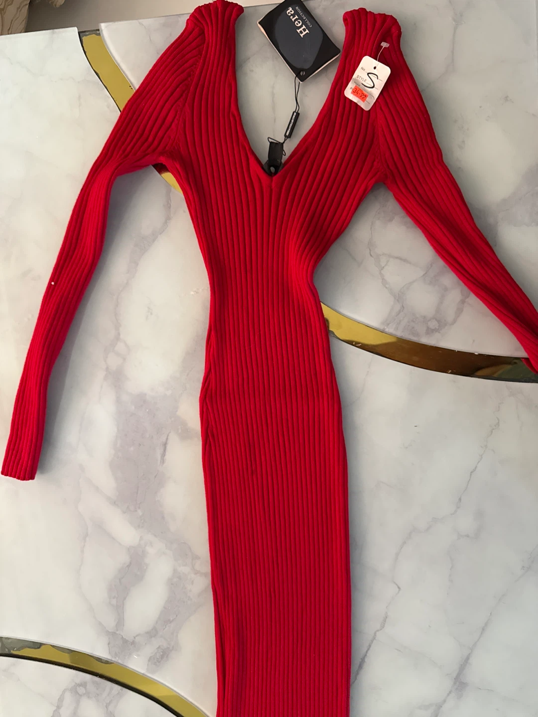 Hera Collection Ribbed V-Neck Long Sleeve Dress - Red, Size S