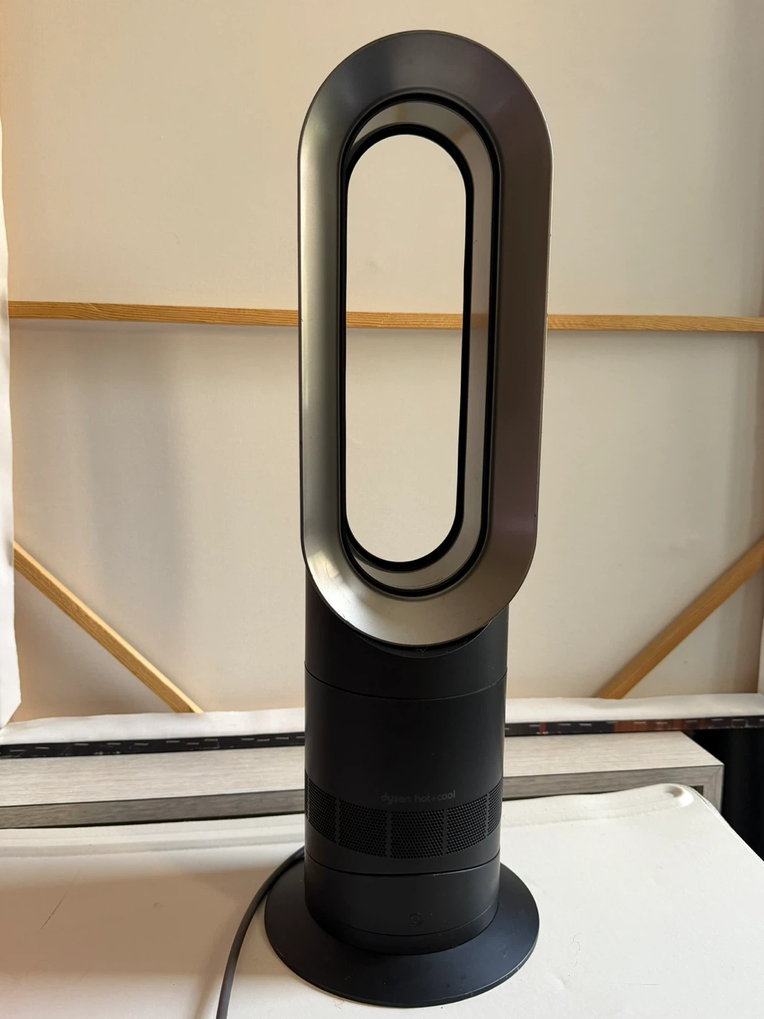 Dyson AM09 Hot & Cool Bladeless Fan & Heater