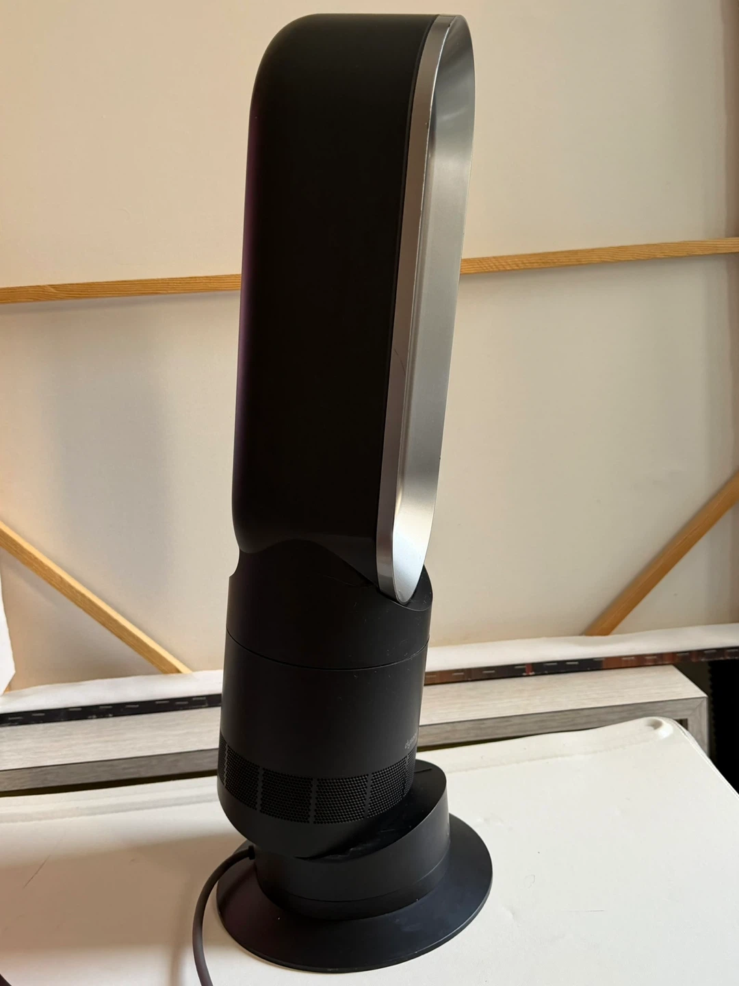 Dyson AM09 Hot & Cool Bladeless Fan & Heater - photo 5