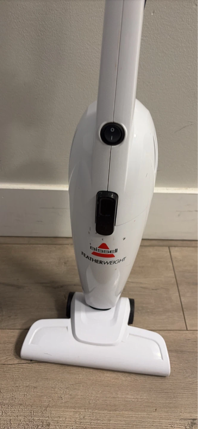 Bissell Featherweight Stick Vacuum - photo 3