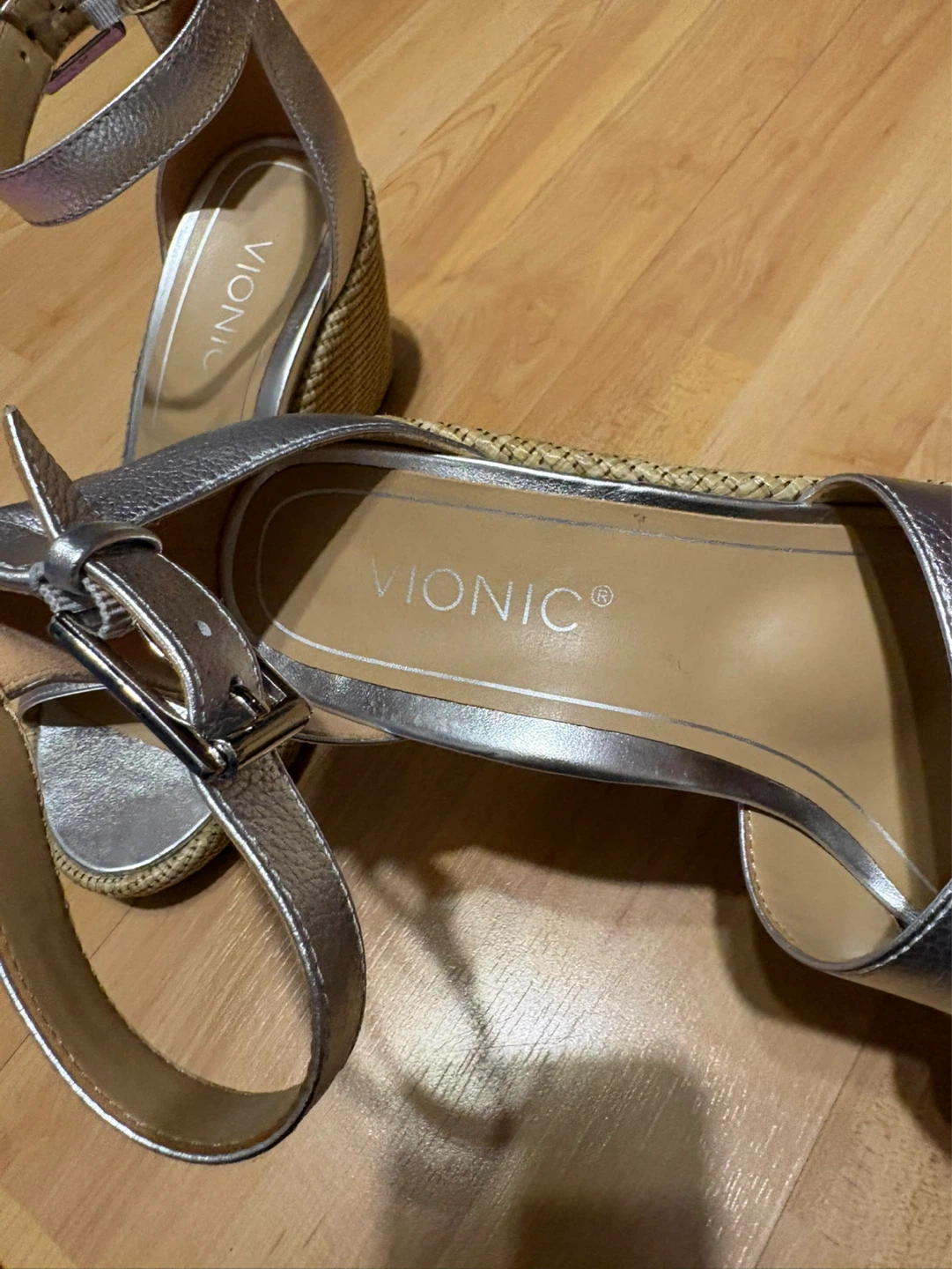 Vionic Silver Wedge Sandals 37 - photo 2