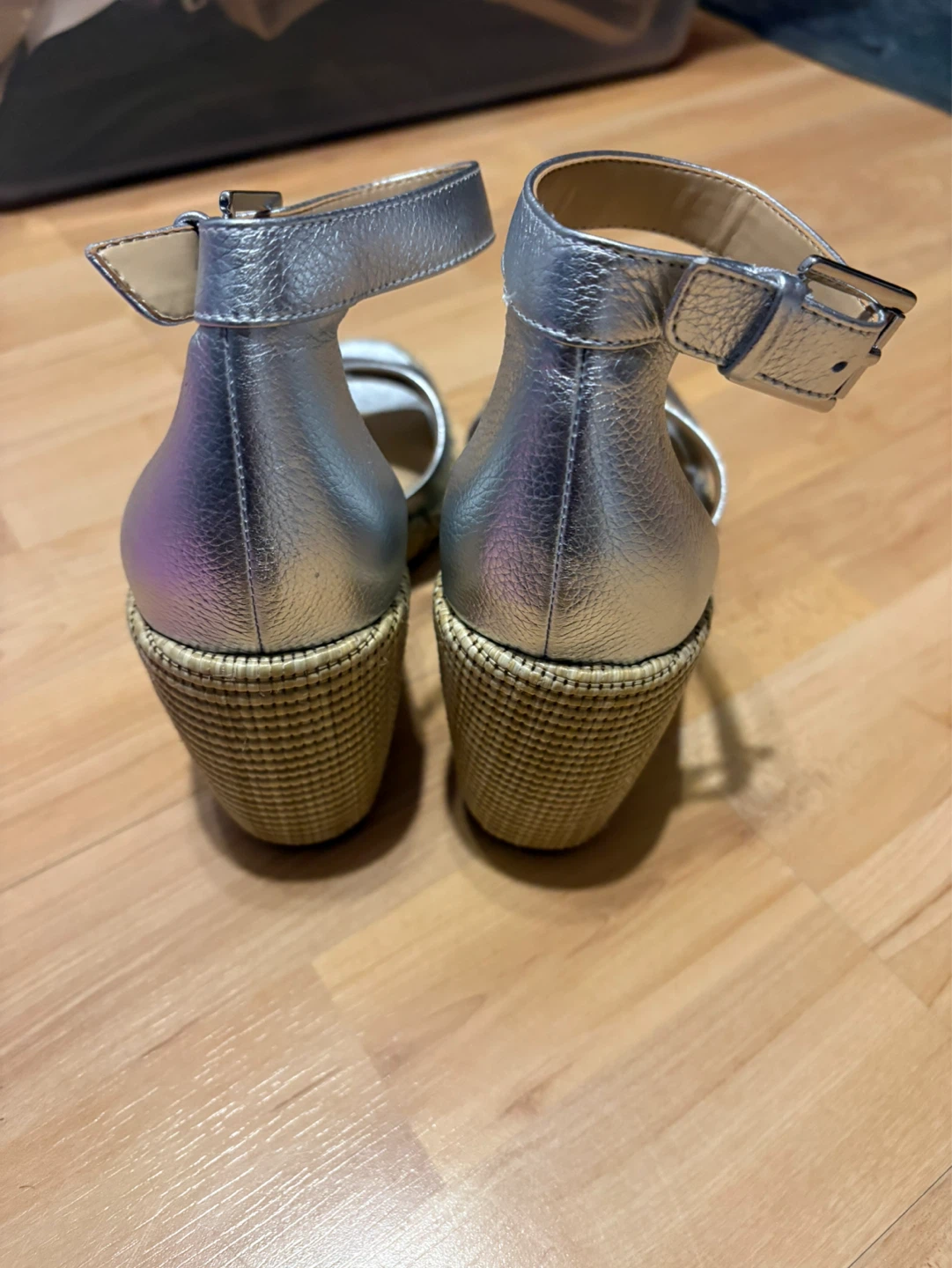 Vionic Silver Wedge Sandals 37 - photo 5