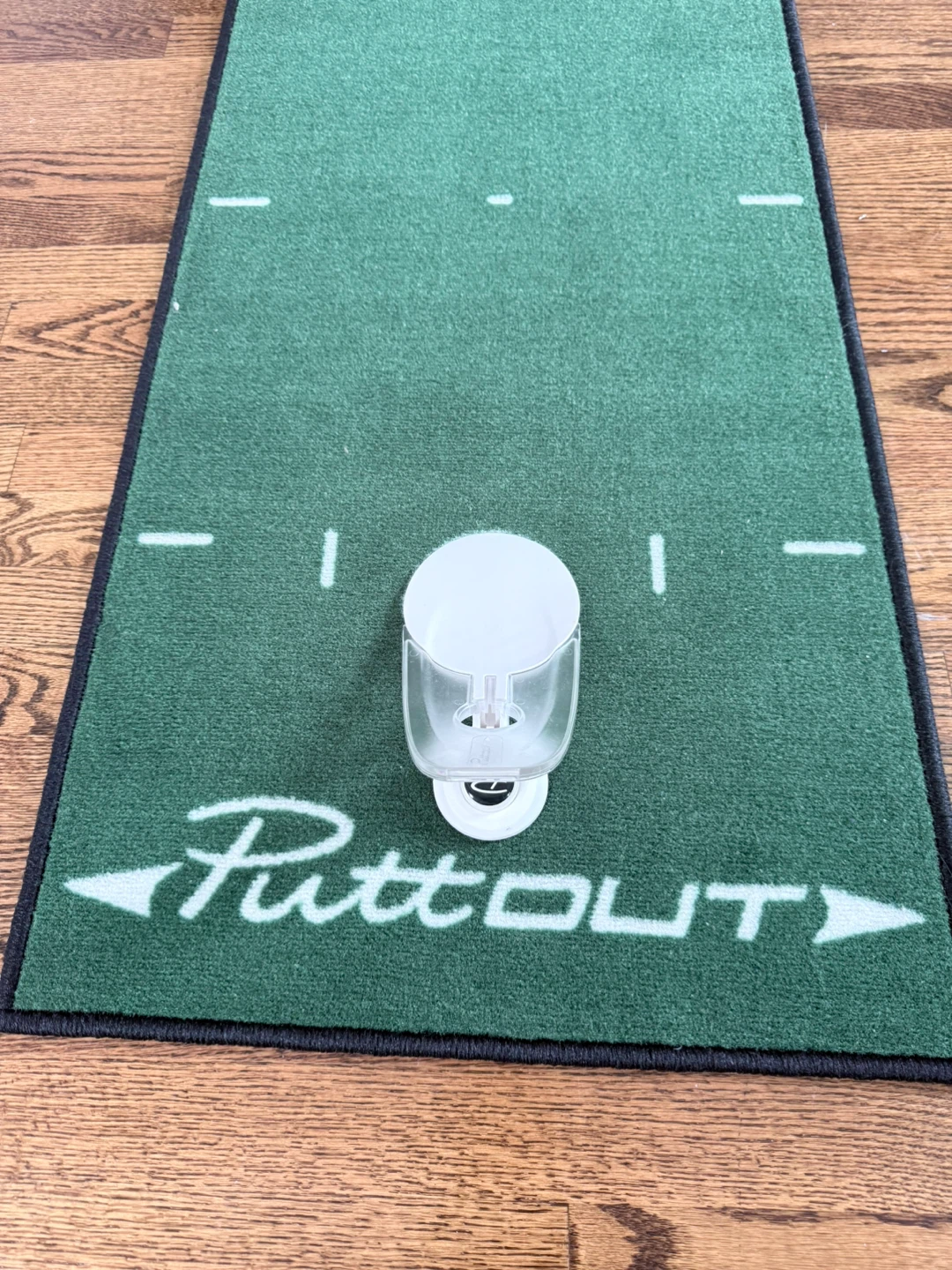 PuttOUT Golf Putting Mat with pressure trainer - photo 4